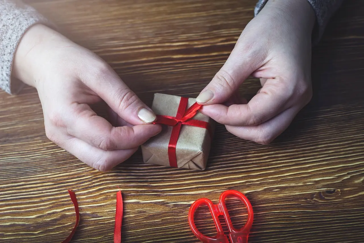 25 små værtindegaver til hende på et budget