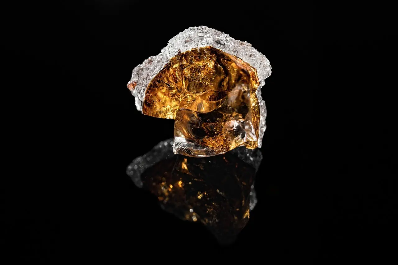 Sådan rengør du guldsmykker sikkert derhjemme